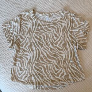 Old Navy Beige & White Zebra Crop Tee